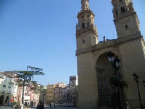 Apartment in center with free private parking.