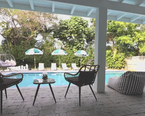 Villa Cristina in Miami Hotels in Golden Glades