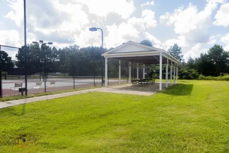 PRIVATE PROPERTY Olympic Pool, Tennis, B-ball, Pavilion, NEWLY RENOVATED (+)