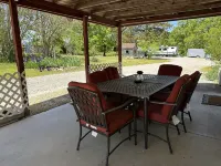 Large,3 Bdrm, Lake View/Access Home w/ Rustic/Modern Charm, Resort Amenities