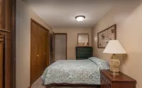 Beautiful 5 bedroom home - Alexandria Lake Latoka with many new updates!