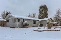 Luxurious getaway near Olde Town Arvada