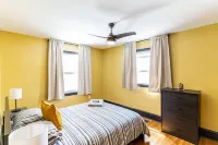 Spacious Charming DC Row House + Free Parking-Sleeps 17 Guests Hotels near Benning Park
