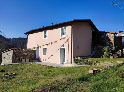 Jujube House. Cozy accommodation in the Ligurian hills Hotels near Trail 531 Riomaggiore to Manarola