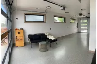 Waterfront Home on Lake Poinsett! 5 queen beds and a Beachfront Bar!! Sleeps 10 Hotels in Hamlin County