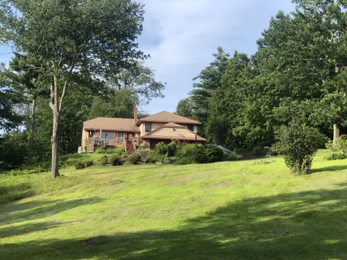 Loon Lake House- Private Home in Wayne- Lake view/ access Hotels in Wayne