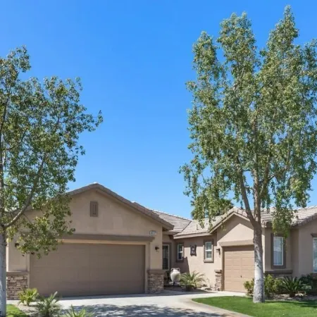 Desert Golf Getaway by GPM -Tennis+Pickleball+Priv. Pool+More! Walk to Festivals