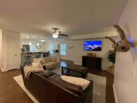 Cheerful Three-Bedroom Residential Home