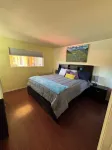 Cozy condo walking distance to downtown Lake Havasu with plenty of boat parking