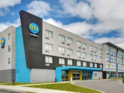 Tru by Hilton Gaylord Hotels in Otsego County