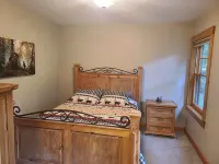 Gorgeous Waterfront with Dock & Mountain Views on Winnisquam - Sleeps 12 Hotels in Sanbornton