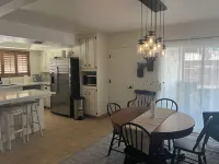 Desert Villa Oasis - Gateway to the Eastern Sierras, Death Valley, and Yosemite Hotels in Ridgecrest