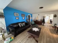 Relaxing Ormond Beach House and Indoor Fireplace 5 minutes to the beach!