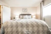 ❤Cozy in the Springs! 2 BR, Kitchen. 5 Guests!❤
