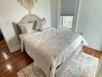 Lovely 3-Bedroom in Historic Downtown Ipswich Hotels in Ipswich