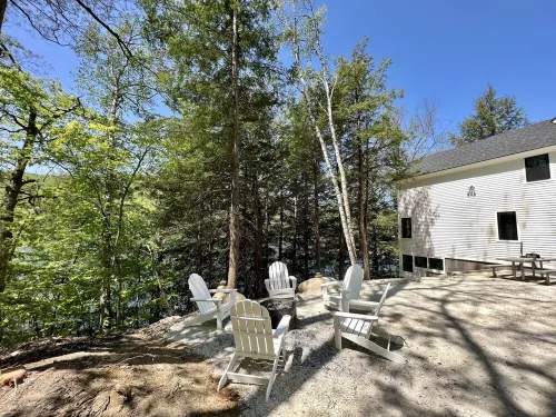 Camp Amherst: Ski and Lakeside Retreat. Killington/Okemo, Firepit, private dock!