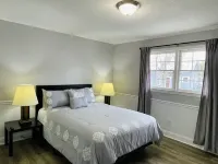 Apt. near Downtown Greenville (2BR/1BA, 3 beds) Hotéis em Dunean