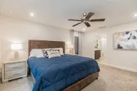 Pool  & Hot Tub! Pet Friendly, King Beds, Melbourne Beach!
