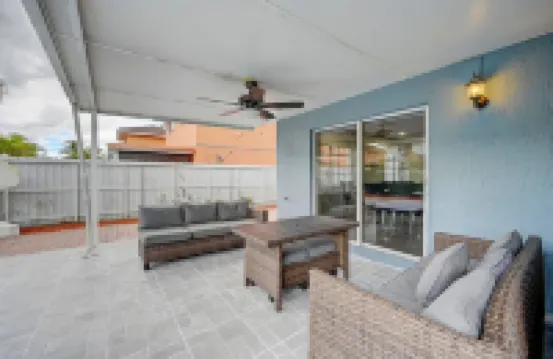 Modern cozy home! Single Family with game room, Pool & Patio.