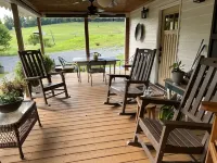 LOCATED IN ABINGDON, VA - PRIVATE, TRANQUIL SETTING Hotels in Harrison