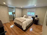 GREAT LOCATION- 4 bedrooms with 2 ensuites. Short walk to beach and town center.