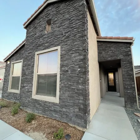 Cozy 1-bedroom 1 Bath Studio in Bakersfield