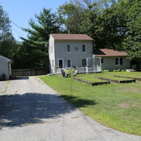 Sunnyside home near Sunday River, Black Mountain, Lakes, Rivers and Hikes