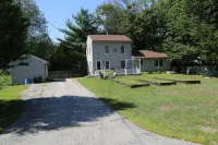 Sunnyside home near Sunday River, Black Mountain, Lakes, Rivers and Hikes - Wifi