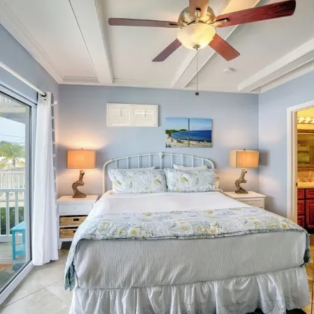 Florida Keys, Private Wellness Enjoyment with Private Hot Tub and Plunge Pool