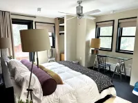 Ski-in ski-out Modern Chalet in Kachina Basin... w/ Steam Showers!