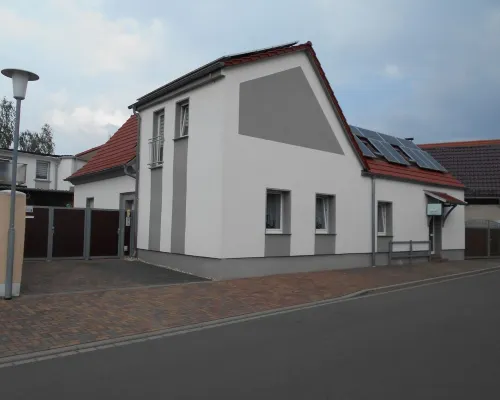 Modern apartment between Goitzsche and Muldestausee Hotels in Pouch