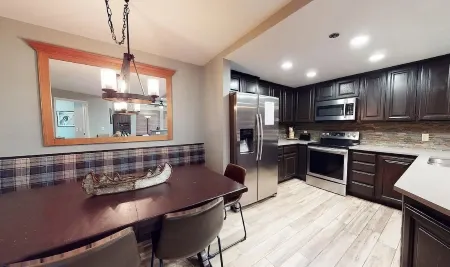 Walkable to Canyon Lodge! Silver Bear 23