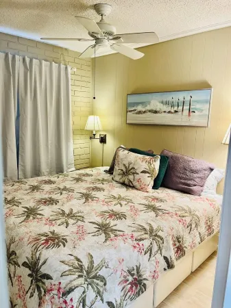 1 BR Madeira Beach Cottage