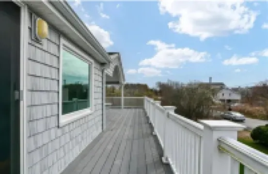 Ocean view cottage in Green Hill 3BR 2 BA