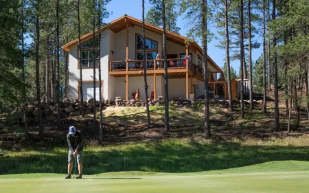 Angel Fire Country Club custom home only 5 minutes from ski lifts