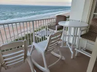 Bobby's oceanfront   2 king suites and bunk beds condo - Hot Tub