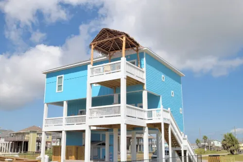 BEACH HANSON 3 NEW Construction with pool and spa