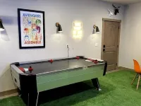 New luxe townhouse mins to GNP! Spa! Game room! Hotels near Glacier National Park