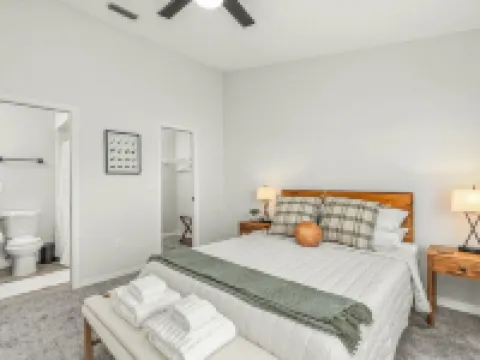 The Executive Villa @ Sun N Lake less than 1 mile to Golf Course and Hospital Hotels in Sebring