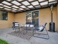 Cozy Family Retreat: Coffee Bar, Game Room and Pet Friendly