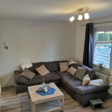 Holiday house with terrace just 7 km from Heide Park