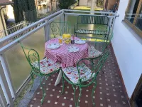 House for 4 people, private parking for 2 cars, 5' by car from Como