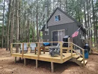 Awesome private off grid cabin with creek view.