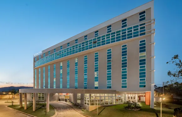 伊圖佩瓦城內酒店