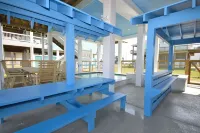 BEACH HANSON 1 New Construction with private pool and hot tub.