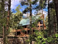 Secluded, Mystic Mountain Lodge w/cinema/arcade rm Hotels in Otero County