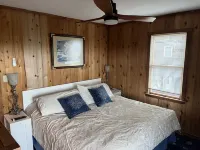 Oceanfront Bliss w/ outdoor pool, hot tub and beds made !