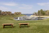 Luxury Lakeside living at Northern Bay Resort. Houses 13 with Exclusive BunkRoom