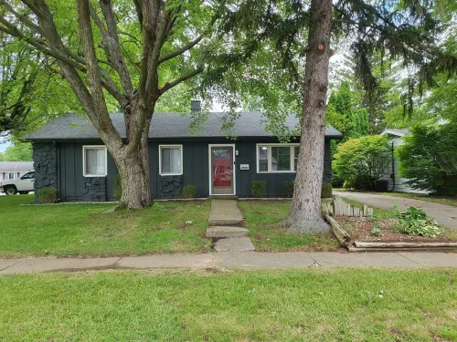 Kokomo's Mini Manor, great cozy place to stay!