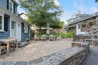 Magnificent Ocean View; Walk to beaches and town Hotels in Swampscott